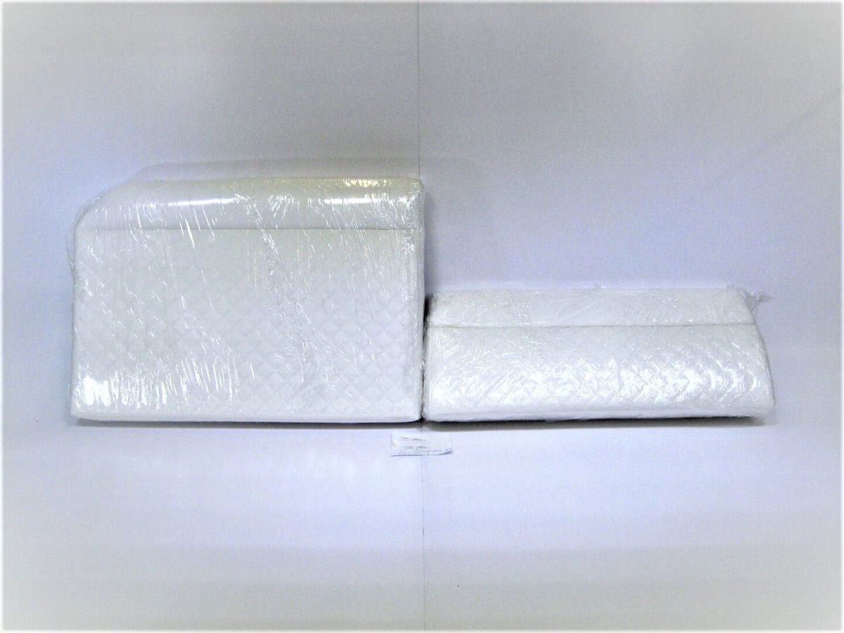 Galeon Yachts 460 Flybridge Cockpit White Upholstered Bench Cushion Set