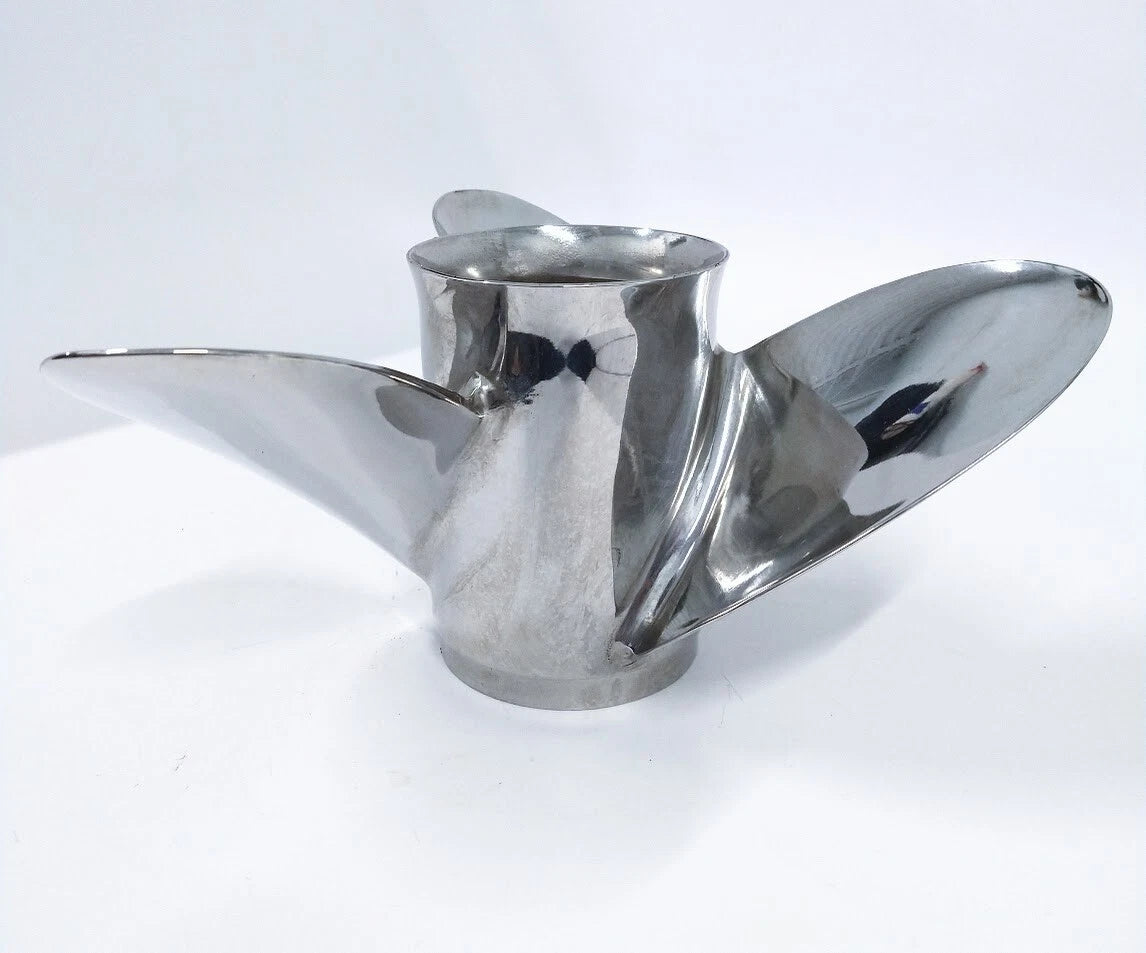 '- - Suzuki 99105-00100-16 P, Stainless Steel Propeller, 3 X 13 1/4 X 16 - RH