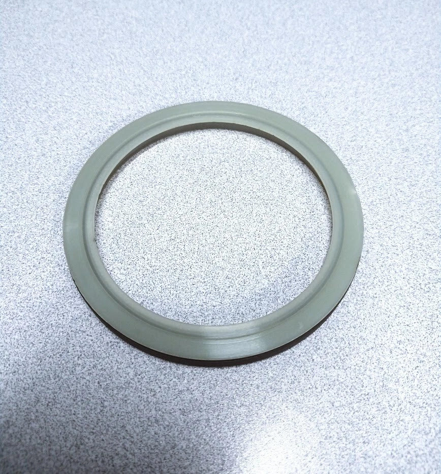 '- - Volvo Penta 6842160, Crank Shaft Seal, OEM